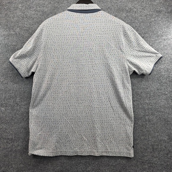 Travis Mathew Mens Polo Shirt Light Gray Geometric Pattern Short Sleeve Size L - Picture 2 of 6